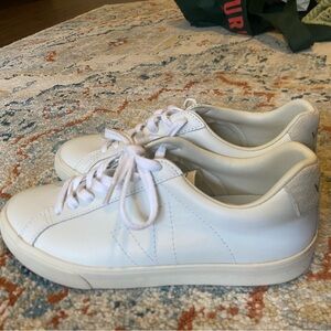 Two pairs of shoes for one! VEJA SHOES